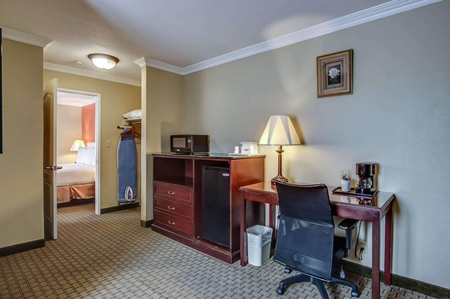 Howard Johnson By Wyndham Reseda Hotel & Suites Los Angeles Exterior foto